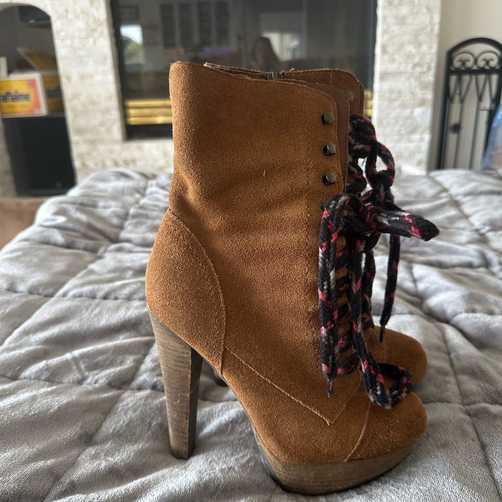 Brown Lace Up Boots with Suede Finish